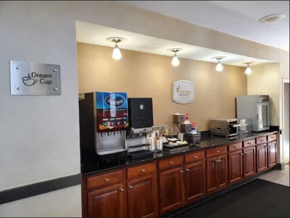Sleep Inn & Suites BWI Airport Hotel Brooklyn Park
