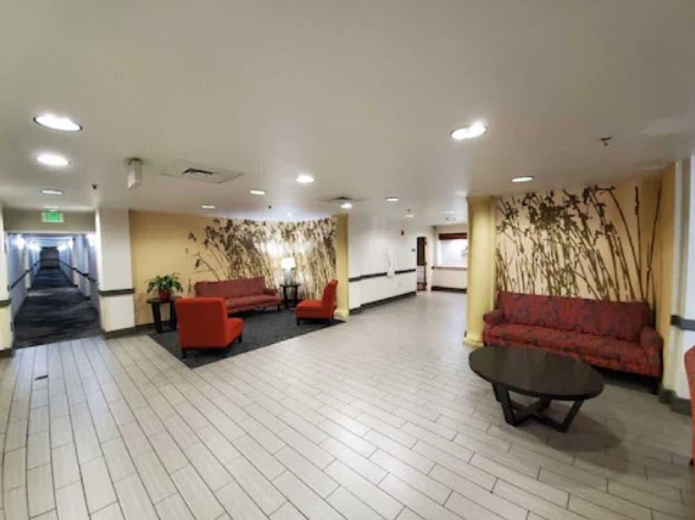 Sleep Inn & Suites BWI Airport Hotel