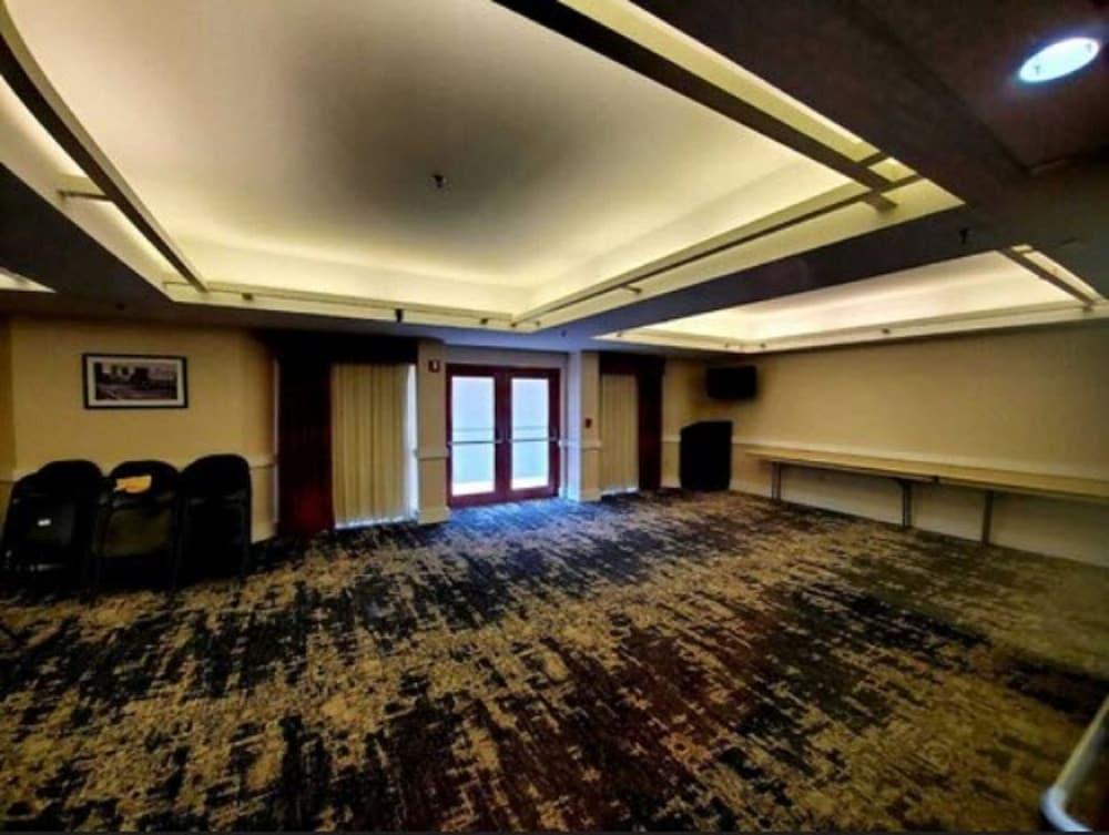 Sleep Inn & Suites BWI Airport