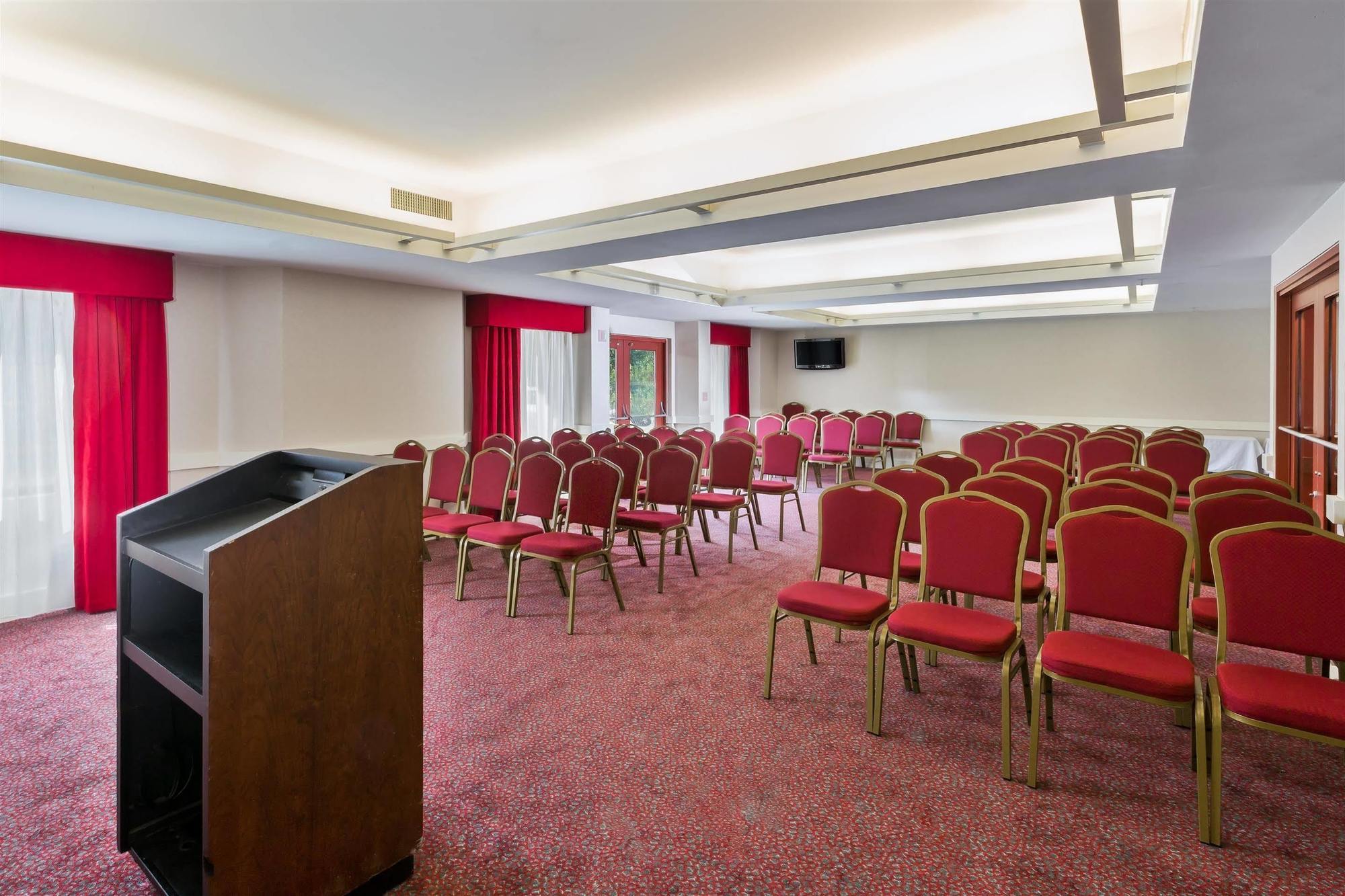 Sleep Inn & Suites BWI Airport Hotel